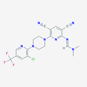 molecular formula C20H18ClF3N8 B2524294 N'-(6-(4-(3-chloro-5-(trifluoromethyl)-2-pyridinyl)piperazino)-3,5-dicyano-2-pyridinyl)-N,N-dimethylformimidamide CAS No. 338794-98-2