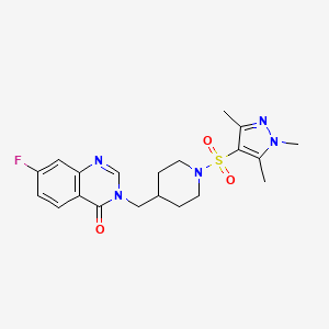 7-Fluoro-3-[[1-(1,3,5-trimethylpyrazol-4-yl)sulfonylpiperidin-4-yl]methyl]quinazolin-4-one