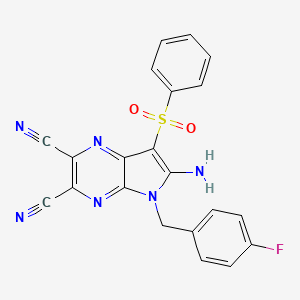 molecular formula C21H13FN6O2S B2525076 6-Amino-7-(benzenesulfonyl)-5-[(4-fluorophenyl)methyl]pyrrolo[2,3-b]pyrazine-2,3-dicarbonitrile CAS No. 691396-51-7