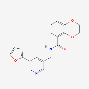 molecular formula C19H16N2O4 B2526042 N-((5-(呋喃-2-基)吡啶-3-基)甲基)-2,3-二氢苯并[b][1,4]二氧杂环-5-甲酰胺 CAS No. 2034386-01-9