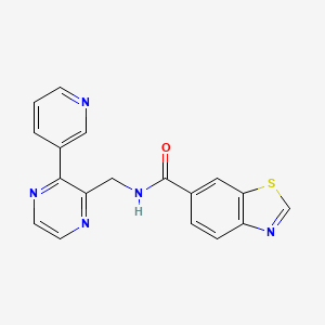molecular formula C18H13N5OS B2526477 N-((3-(吡啶-3-基)吡嗪-2-基)甲基)苯并[d]噻唑-6-甲酰胺 CAS No. 2034300-37-1