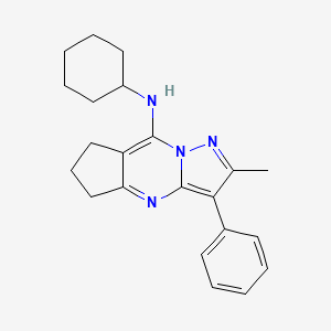 molecular formula C22H26N4 B2527172 N-cyclohexyl-2-methyl-3-phenyl-6,7-dihydro-5H-cyclopenta[d]pyrazolo[1,5-a]pyrimidin-8-amine CAS No. 900276-52-0