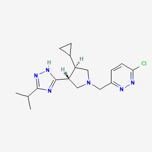 molecular formula C17H23ClN6 B2528956 3-Chloro-6-[[(3R,4R)-3-cyclopropyl-4-(3-propan-2-yl-1H-1,2,4-triazol-5-yl)pyrrolidin-1-yl]methyl]pyridazine CAS No. 2248509-89-7