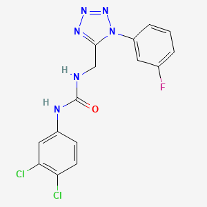 molecular formula C15H11Cl2FN6O B2529375 1-(3,4-dichlorophenyl)-3-((1-(3-fluorophenyl)-1H-tetrazol-5-yl)methyl)urea CAS No. 920485-20-7