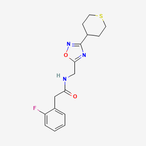 molecular formula C16H18FN3O2S B2529402 2-(2-フルオロフェニル)-N-{[3-(チアン-4-イル)-1,2,4-オキサジアゾール-5-イル]メチル}アセトアミド CAS No. 2034537-37-4