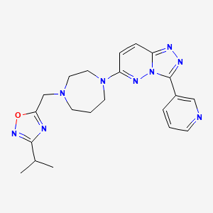 molecular formula C21H25N9O B2529593 3-Propan-2-yl-5-[[4-(3-pyridin-3-yl-[1,2,4]triazolo[4,3-b]pyridazin-6-yl)-1,4-diazepan-1-yl]methyl]-1,2,4-oxadiazole CAS No. 2380177-86-4