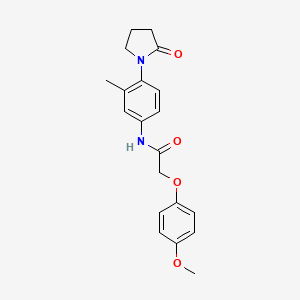 molecular formula C20H22N2O4 B2529635 2-(4-甲氧基苯氧基)-N-[3-甲基-4-(2-氧代吡咯烷-1-基)苯基]乙酰胺 CAS No. 941889-36-7