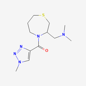 molecular formula C12H21N5OS B2529889 (3-((二甲氨基)甲基)-1,4-噻杂戊环-4-基)(1-甲基-1H-1,2,3-三唑-4-基)甲酮 CAS No. 1448052-82-1