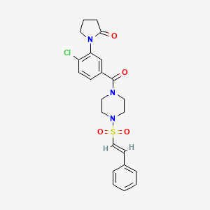 molecular formula C23H24ClN3O4S B2530129 1-[2-chloro-5-[4-[(E)-2-phenylethenyl]sulfonylpiperazine-1-carbonyl]phenyl]pyrrolidin-2-one CAS No. 924718-68-3