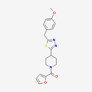 molecular formula C20H21N3O3S B2530368 Furan-2-yl(4-(5-(4-methoxybenzyl)-1,3,4-thiadiazol-2-yl)piperidin-1-yl)methanone CAS No. 1172756-37-4