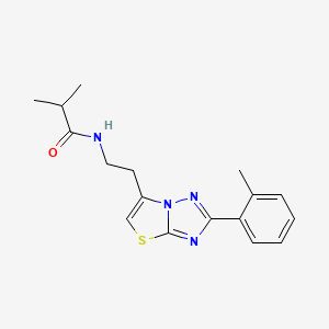 molecular formula C17H20N4OS B2530562 N-(2-(2-(o-tolyl)thiazolo[3,2-b][1,2,4]triazol-6-yl)ethyl)isobutyramide CAS No. 941945-23-9