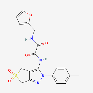 molecular formula C19H18N4O5S B2530676 N1-(5,5-dioxido-2-(p-tolyl)-4,6-dihydro-2H-thieno[3,4-c]pyrazol-3-yl)-N2-(furan-2-ylmethyl)oxalamide CAS No. 899994-70-8