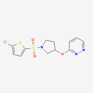 molecular formula C12H12ClN3O3S2 B2530816 3-((1-((5-氯噻吩-2-基)磺酰基)吡咯烷-3-基)氧基)哒嗪 CAS No. 2034620-32-9