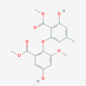 molecular formula C18H18O8 B2532846 Methyl 2-hydroxy-6-(4-hydroxy-2-methoxy-6-methoxycarbonylphenoxy)-4-methylbenzoate CAS No. 59170-17-1