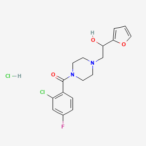 molecular formula C17H19Cl2FN2O3 B2533475 (2-Chloro-4-fluorophenyl)(4-(2-(furan-2-yl)-2-hydroxyethyl)piperazin-1-yl)methanone hydrochloride CAS No. 1396869-26-3