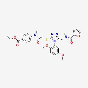 molecular formula C27H27N5O7S B2533977 Ethyl 4-[[2-[[4-(2,5-dimethoxyphenyl)-5-[(furan-2-carbonylamino)methyl]-1,2,4-triazol-3-yl]sulfanyl]acetyl]amino]benzoate CAS No. 310450-68-1