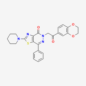 molecular formula C26H24N4O4S B2534258 5-(2-(2,3-二氢苯并[b][1,4]二噁英-6-基)-2-氧代乙基)-7-苯基-2-(哌啶-1-基)噻唑并[4,5-d]嘧啶并[4,5-d]嘧啶-4(5H)-酮 CAS No. 1203366-60-2