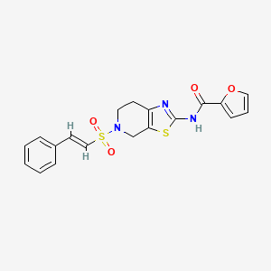 molecular formula C19H17N3O4S2 B2534510 (E)-N-(5-(styrylsulfonyl)-4,5,6,7-tetrahydrothiazolo[5,4-c]pyridin-2-yl)furan-2-carboxamide CAS No. 1351663-55-2