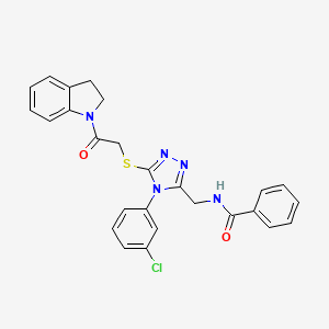 molecular formula C26H22ClN5O2S B2534844 N-((4-(3-chlorophenyl)-5-((2-(indolin-1-yl)-2-oxoethyl)thio)-4H-1,2,4-triazol-3-yl)methyl)benzamide CAS No. 391897-27-1