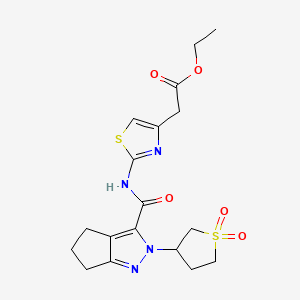 molecular formula C18H22N4O5S2 B2535252 2-(2-(2-(1,1-二氧化四氢噻吩-3-基)-2,4,5,6-四氢环戊[c]吡唑-3-甲酰胺)噻唑-4-基)乙酸乙酯 CAS No. 1105231-80-8