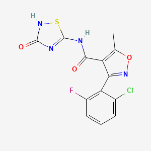 molecular formula C13H8ClFN4O3S B2535444 3-(2-chloro-6-fluorophenyl)-5-methyl-N-(3-oxo-2,3-dihydro-1,2,4-thiadiazol-5-yl)-4-isoxazolecarboxamide CAS No. 303998-79-0