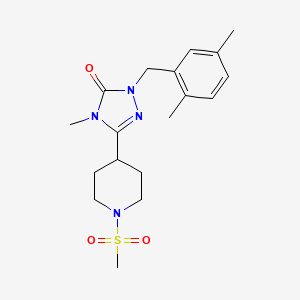 molecular formula C18H26N4O3S B2535499 1-(2,5-diméthylbenzyl)-4-méthyl-3-(1-(méthylsulfonyl)pipéridin-4-yl)-1H-1,2,4-triazol-5(4H)-one CAS No. 1105248-93-8