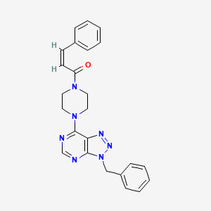 (Z)-1-(4-(3-benzyl-3H-[1,2,3]triazolo[4,5-d]pyrimidin-7-yl)piperazin-1-yl)-3-phenylprop-2-en-1-one