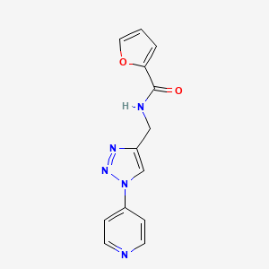 molecular formula C13H11N5O2 B2536813 N-((1-(pyridin-4-yl)-1H-1,2,3-triazol-4-yl)methyl)furan-2-carboxamide CAS No. 2034460-02-9