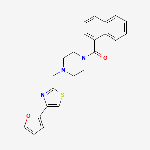 molecular formula C23H21N3O2S B2536959 (4-((4-(呋喃-2-基)噻唑-2-基)甲基)哌嗪-1-基)(萘-1-基)甲苯酮 CAS No. 1105198-73-9