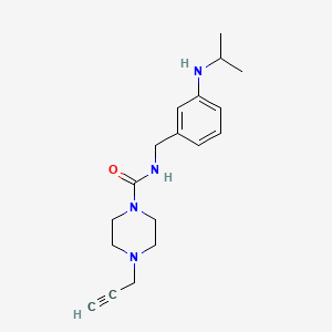 molecular formula C18H26N4O B2537031 N-[[3-(Propan-2-ylamino)phenyl]methyl]-4-prop-2-ynylpiperazine-1-carboxamide CAS No. 1465390-05-9