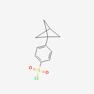 molecular formula C11H11ClO2S B2537390 4-(Bicyclo[1.1.1]pentan-1-yl)benzenesulfonyl chloride CAS No. 1674295-54-5