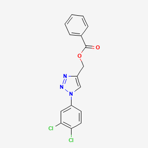 molecular formula C16H11Cl2N3O2 B2537396 [1-(3,4-dichlorophényl)-1H-1,2,3-triazol-4-yl]méthyl benzènecarboxylate CAS No. 338419-31-1