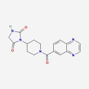 molecular formula C17H17N5O3 B2537699 3-(1-(Quinoxaline-6-carbonyl)piperidin-4-yl)imidazolidine-2,4-dione CAS No. 2324588-49-8