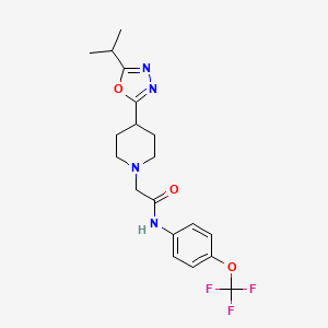 2-(4-(5-isopropyl-1,3,4-oxadiazol-2-yl)piperidin-1-yl)-N-(4-(trifluoromethoxy)phenyl)acetamide