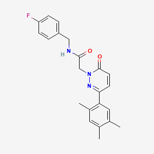 molecular formula C22H22FN3O2 B2538253 N-[(4-fluorophenyl)methyl]-2-[6-oxo-3-(2,4,5-trimethylphenyl)pyridazin-1-yl]acetamide CAS No. 941973-57-5