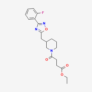 molecular formula C20H24FN3O4 B2538265 4-(3-((3-(2-フルオロフェニル)-1,2,4-オキサジアゾール-5-イル)メチル)ピペリジン-1-イル)-4-オキソブタン酸エチル CAS No. 1705878-45-0