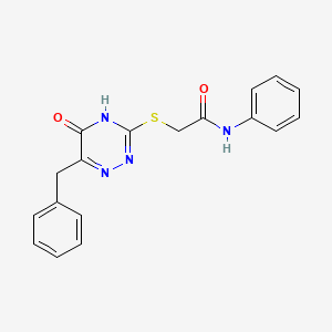 molecular formula C18H16N4O2S B2538395 2-[(6-苄基-5-羟基-1,2,4-三嗪-3-基)硫代基]-N-苯基乙酰胺 CAS No. 898611-70-6