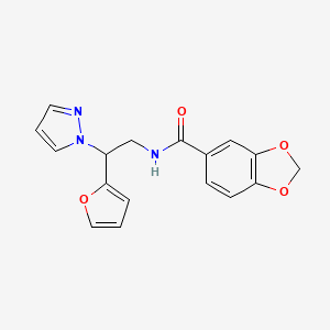 molecular formula C17H15N3O4 B2538667 N-(2-(furan-2-yl)-2-(1H-pyrazol-1-yl)ethyl)benzo[d][1,3]dioxole-5-carboxamide CAS No. 2034439-09-1