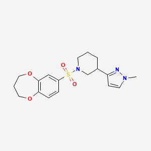 molecular formula C18H23N3O4S B2538882 1-((3,4-二氢-2H-苯并[b][1,4]二氧杂环庚-7-基)磺酰基)-3-(1-甲基-1H-吡唑-3-基)哌啶 CAS No. 2180010-28-8