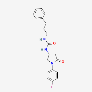 molecular formula C20H22FN3O2 B2539628 1-(1-(4-Fluorophenyl)-5-oxopyrrolidin-3-yl)-3-(3-phenylpropyl)urea CAS No. 894013-83-3