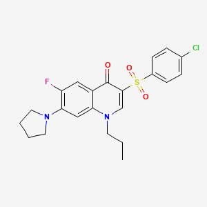 3-(4-chlorobenzenesulfonyl)-6-fluoro-1-propyl-7-(pyrrolidin-1-yl)-1,4-dihydroquinolin-4-one