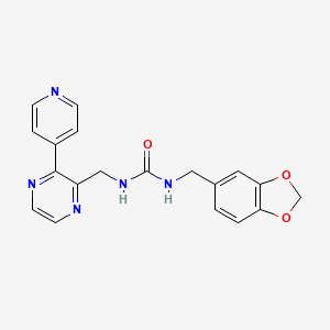 molecular formula C19H17N5O3 B2540149 3-[(2H-1,3-苯并二氧杂环-5-基)甲基]-1-{[3-(吡啶-4-基)吡嗪-2-基]甲基}脲 CAS No. 2097897-07-7
