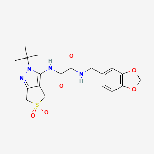 molecular formula C19H22N4O6S B2540814 N1-(苯并[d][1,3]二氧杂环-5-基甲基)-N2-(2-(叔丁基)-5,5-二氧化-4,6-二氢-2H-噻吩并[3,4-c]吡唑-3-基)草酰胺 CAS No. 899995-12-1