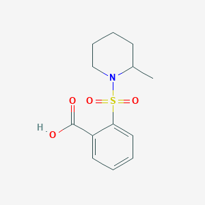 molecular formula C13H17NO4S B2540881 2-[(2-Methylpiperidin-1-yl)sulfonyl]benzoic acid CAS No. 747411-08-1
