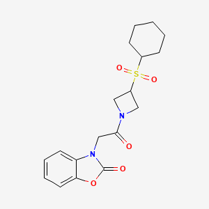 molecular formula C18H22N2O5S B2541048 3-(2-(3-(环己基磺酰基)氮杂环丁-1-基)-2-氧代乙基)苯并[d]恶唑-2(3H)-酮 CAS No. 1797017-53-8