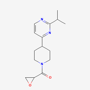molecular formula C15H21N3O2 B2541269 Oxiran-2-yl-[4-(2-propan-2-ylpyrimidin-4-yl)piperidin-1-yl]methanone CAS No. 2411235-18-0