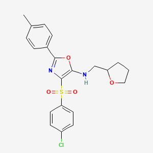 molecular formula C21H21ClN2O4S B2541520 4-(4-chlorobenzenesulfonyl)-2-(4-methylphenyl)-N-[(oxolan-2-yl)methyl]-1,3-oxazol-5-amine CAS No. 862738-72-5