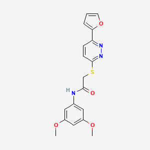 molecular formula C18H17N3O4S B2542765 N-(3,5-dimethoxyphenyl)-2-[6-(furan-2-yl)pyridazin-3-yl]sulfanylacetamide CAS No. 893991-53-2