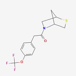 molecular formula C14H14F3NO2S B2542958 1-(2-噻-5-氮杂双环[2.2.1]庚烷-5-基)-2-(4-(三氟甲氧基)苯基)乙酮 CAS No. 2034207-49-1