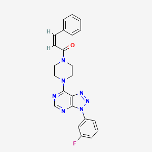 (Z)-1-(4-(3-(3-fluorophenyl)-3H-[1,2,3]triazolo[4,5-d]pyrimidin-7-yl)piperazin-1-yl)-3-phenylprop-2-en-1-one
